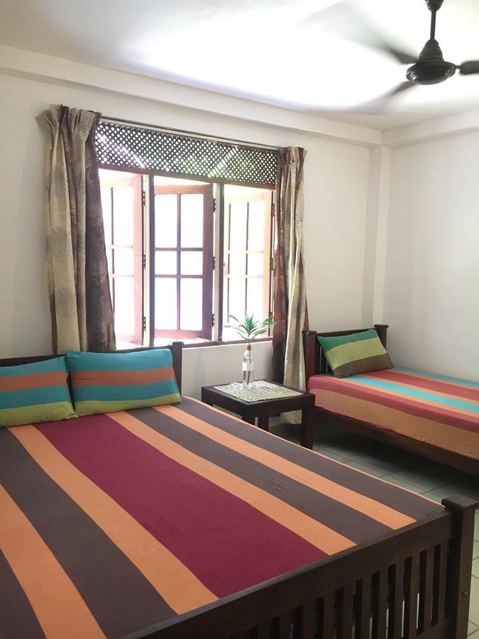 Jungle Guest House ガル エクステリア 写真