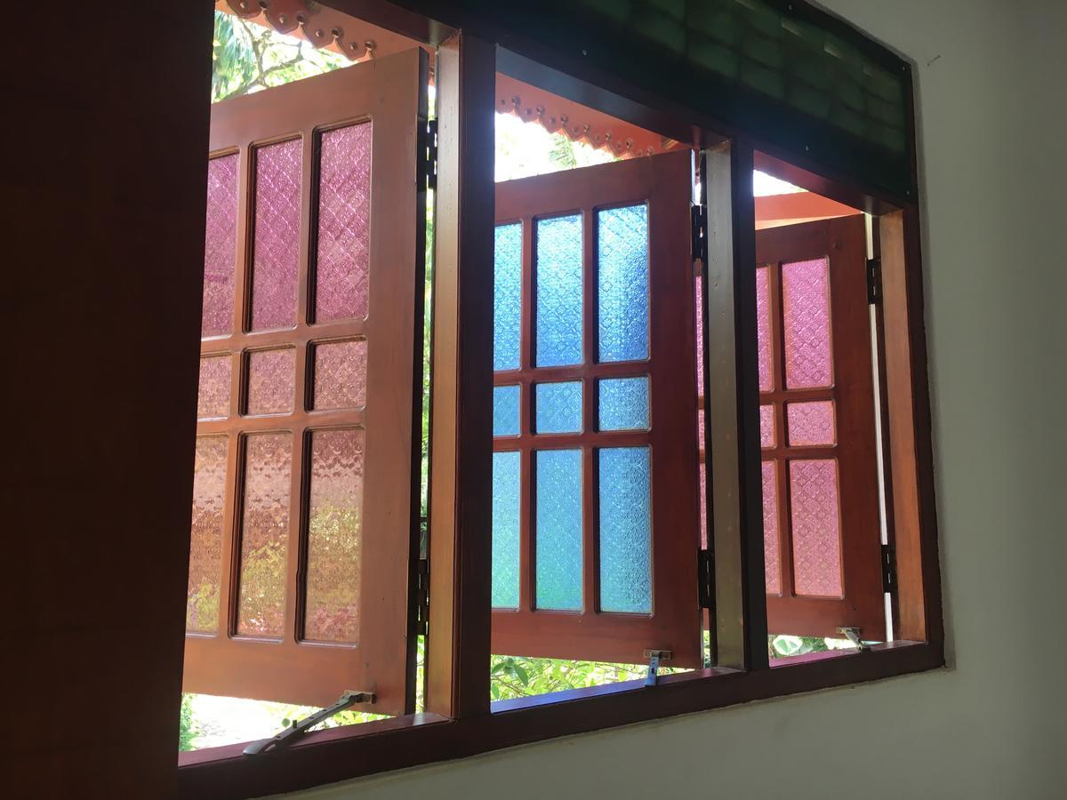 Jungle Guest House ガル エクステリア 写真