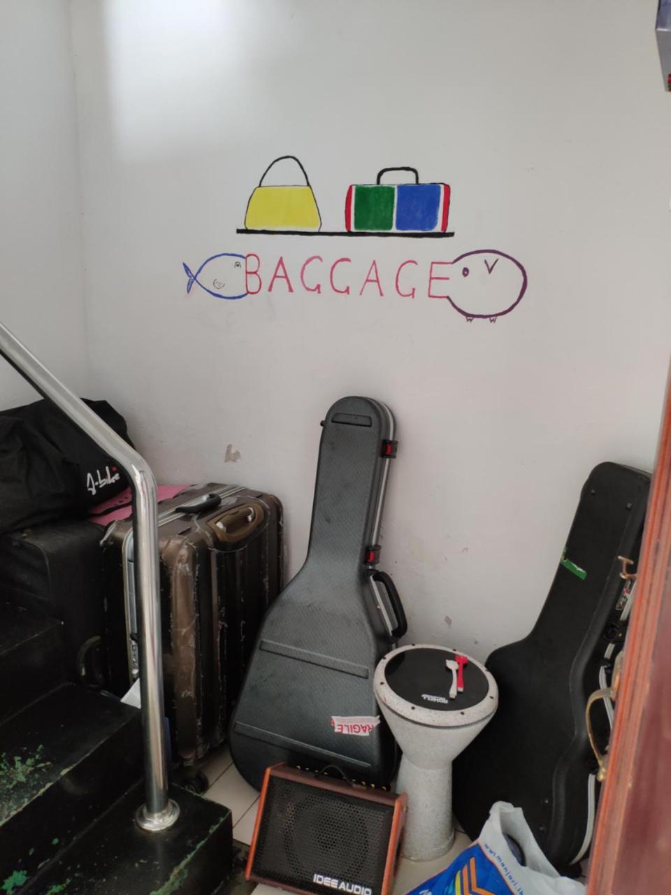 Jungle Guest House ガル エクステリア 写真